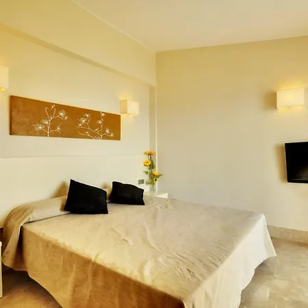 Rezort Complejo Sun Bay 3*